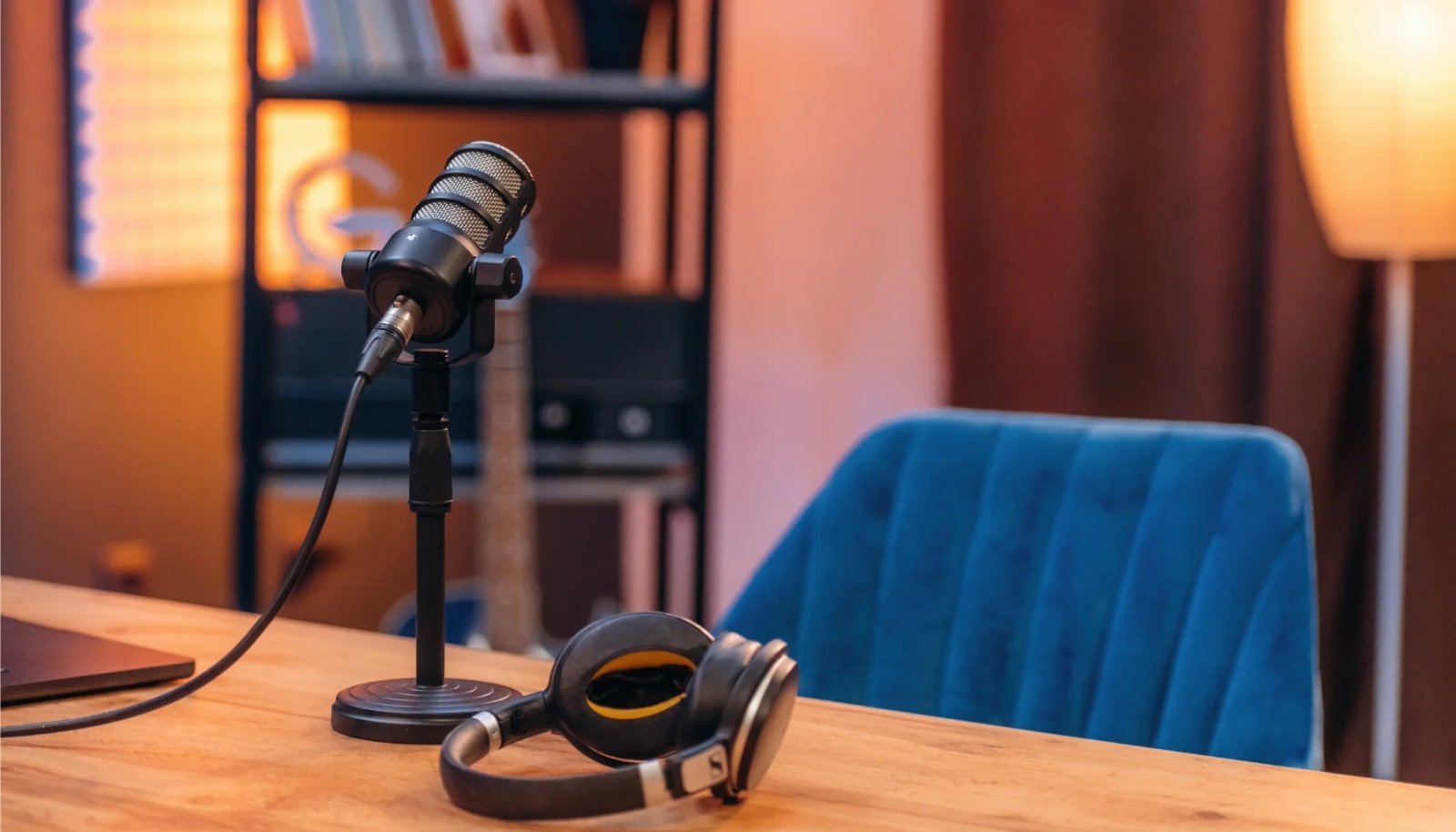 How to Start a Podcast in 2026: A Beginner's Guide